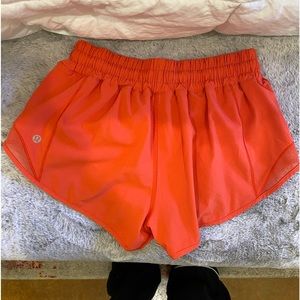 Lululemon Hotty hot shorts